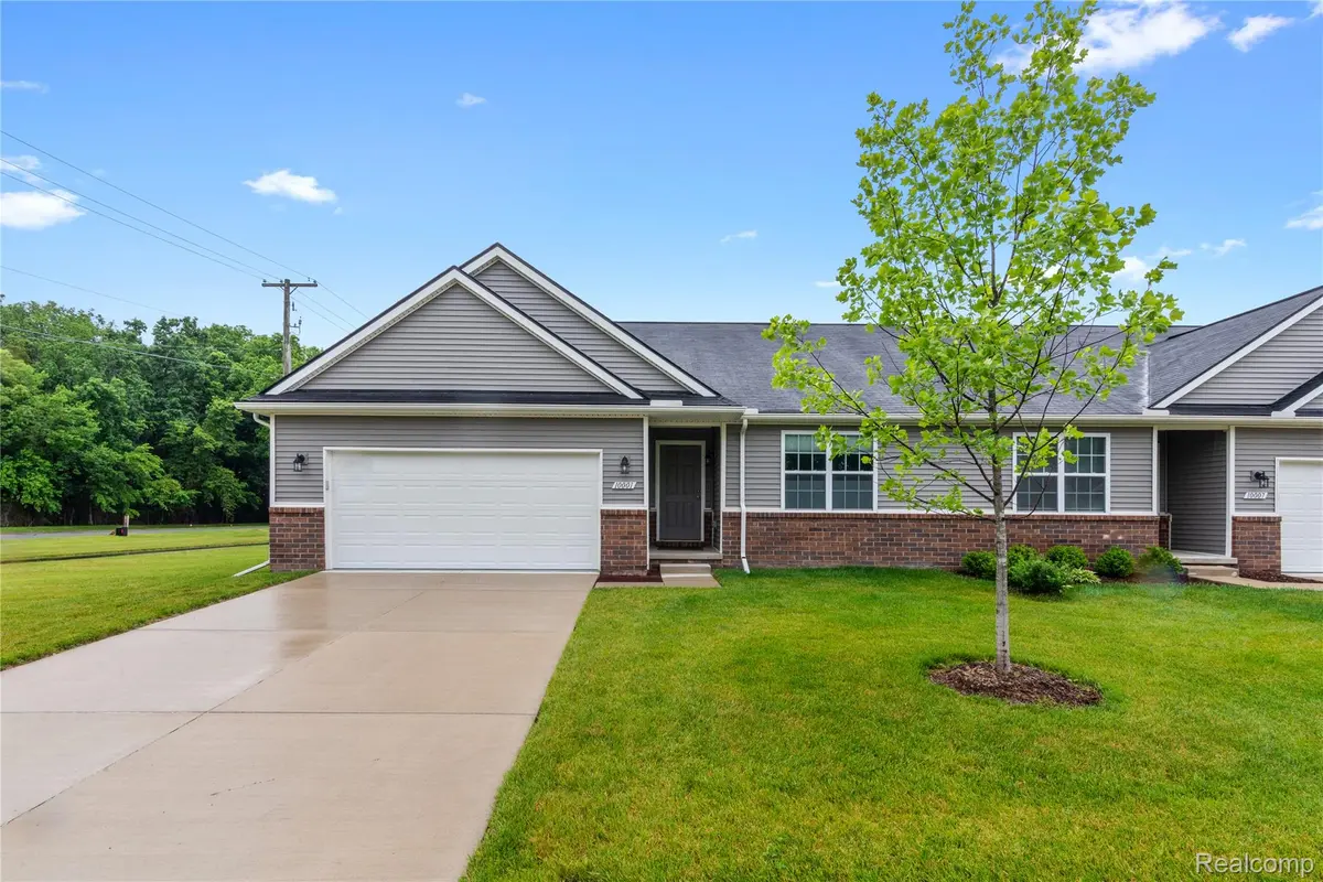 10001 Swan Lake CIR, Ypsilanti, MI 48197