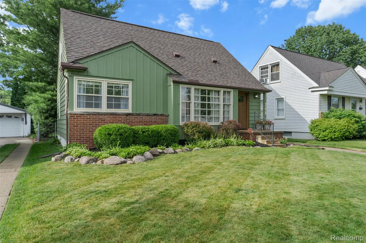 308 Walnut AVE, Royal Oak, MI 48073