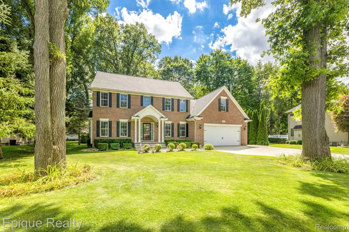 3215 Turnberry, Port Huron, MI 48060