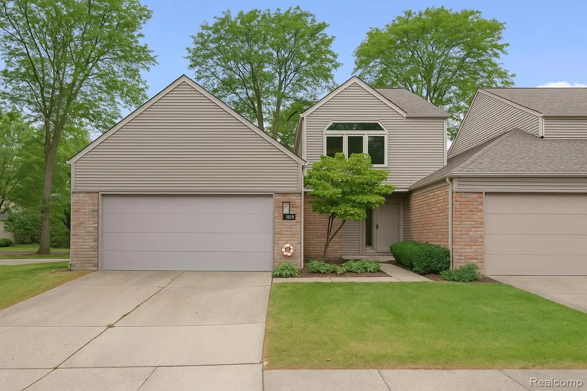 1008 ANN ST, Birmingham, MI 48009