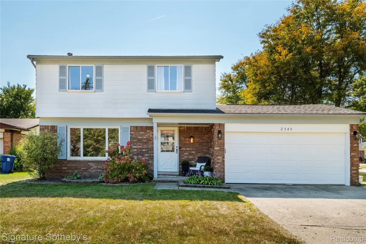 2349 Abbey CT, Canton Charter Township, MI 48188