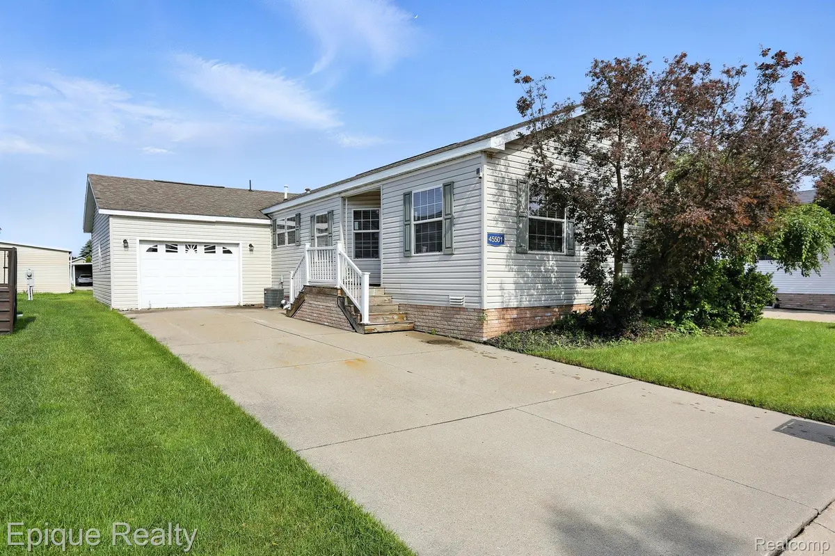 45501 Labelle DR, Macomb Township, MI 48044