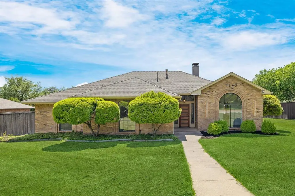 1343 Marble Canyon Drive, Desoto, TX 75115