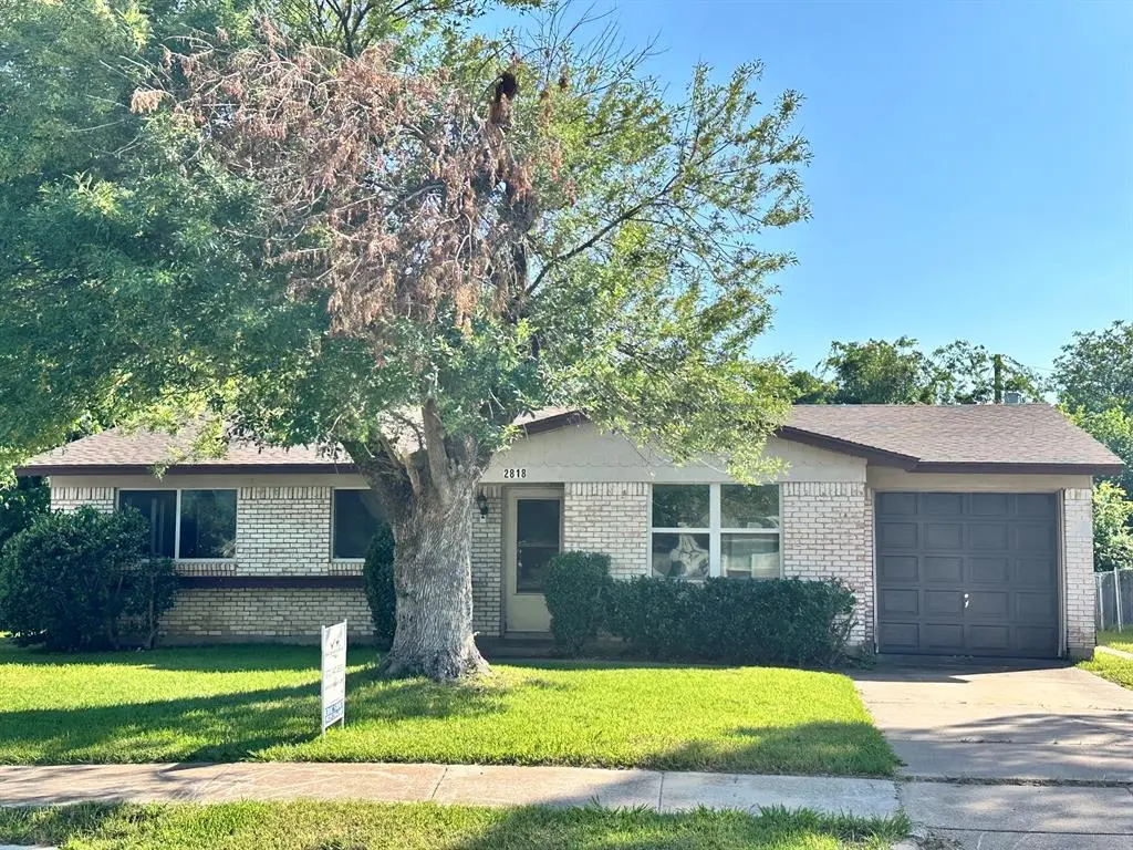 2818 Lowell Drive, Irving, TX 75062