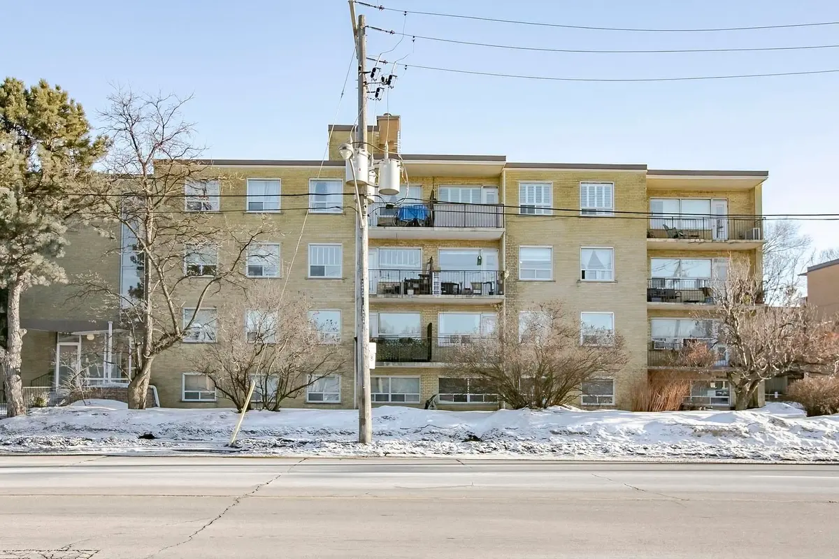 219 Wilson AVE #305, Toronto C04, ON M5M 3B2