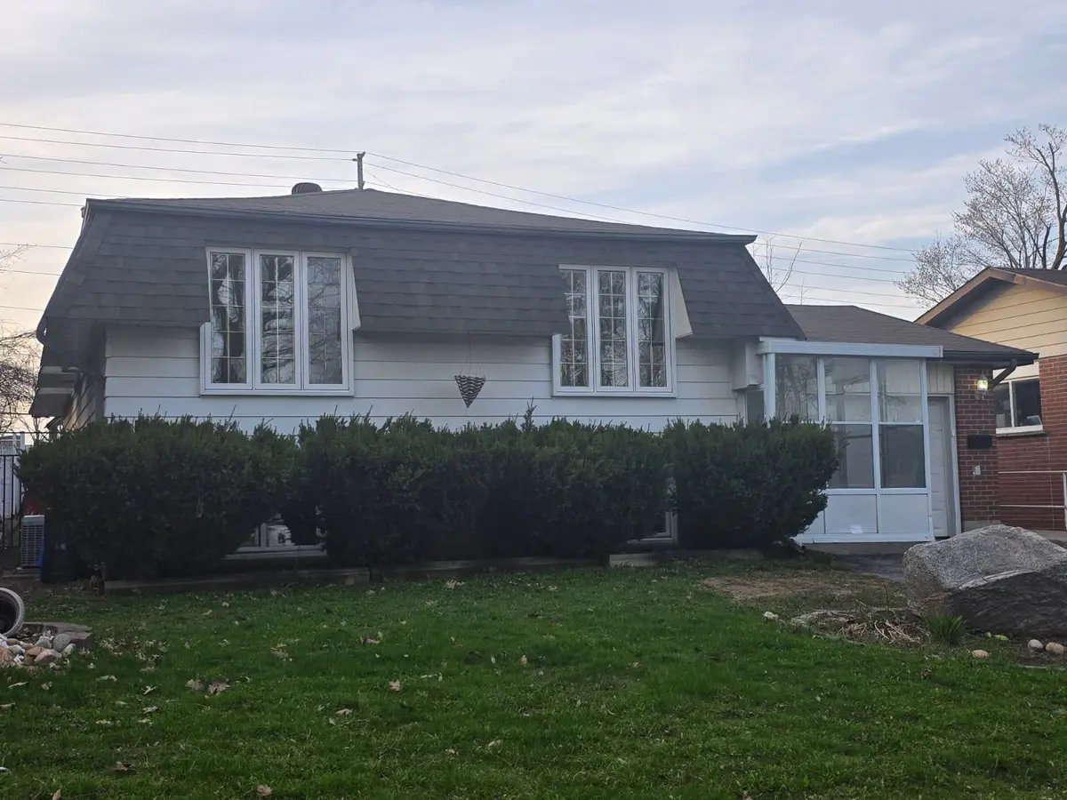 50 Farmingdale CRES, Barrie, ON L4M 5E5