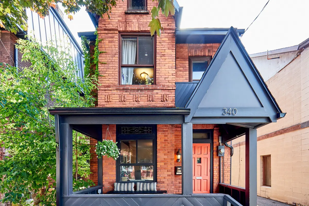 340 Pacific AVE, Toronto W02, ON M6P 2R1