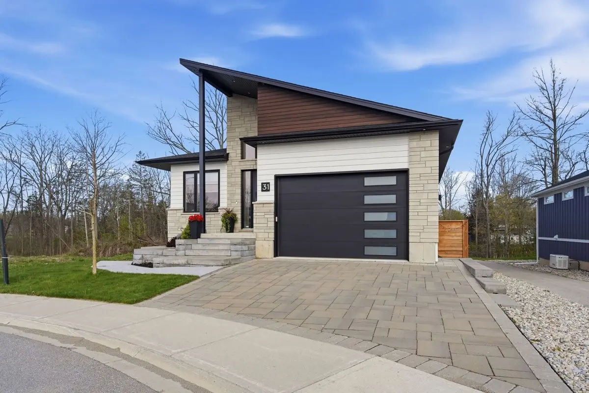 31 CREEK SIDE PL, Lambton Shores, ON N0M 1T0
