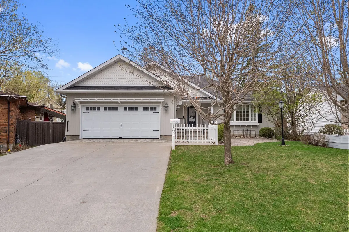 162 Dan ST, Arnprior, ON K7S 1V4