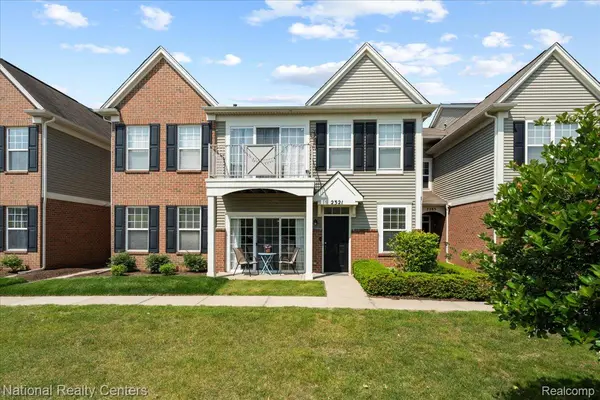 2321 Arcadia DR, Canton Charter Township, MI 48188