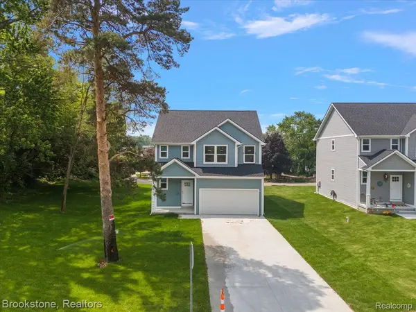 4315 Major AVE, Waterford Charter Township, MI 48329