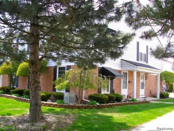 35515 Stillmeadow lane #39, Clinton Charter Township, MI 48035