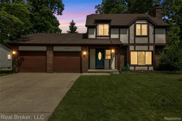 1932 Pageant WAY, Delhi Charter Township, MI 48842