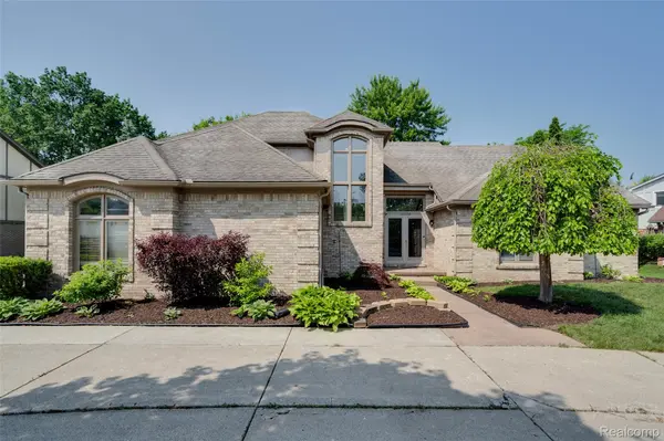30753 Sunderland DR,  Farmington Hills,  MI 48331