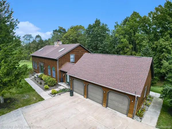 3278 WARNER RD, Howell Township, MI 48855