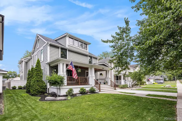 424 Taylor AVE, Rochester, MI 48307