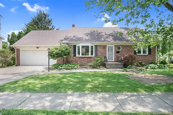 517 S Scott ST,  Adrian,  MI 49221