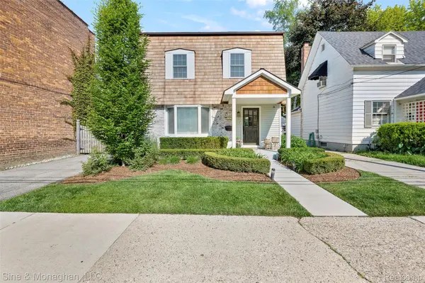 389 Kercheval AVE, Grosse Pointe Farms, MI 48236