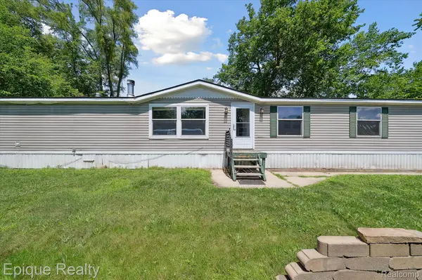 142 Cherry lane E Cherry lane LN, Van Buren Charter Township, MI 48111