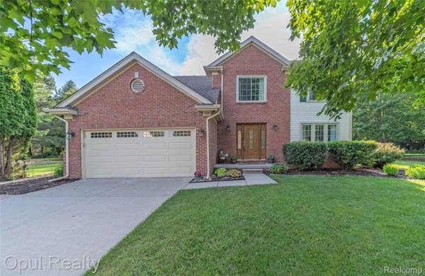 3830 Kossuth RD, Orion Charter Township, MI 48360