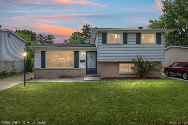 9428 Oak ST, Taylor, MI 48180