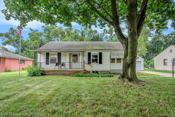18638 Shadyside ST, Livonia, MI 48152
