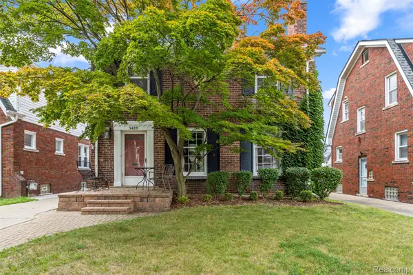 5429 Orchard AVE, Dearborn, MI 48126