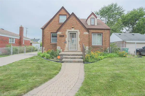 22757 Rausch AVE, Eastpointe, MI 48021