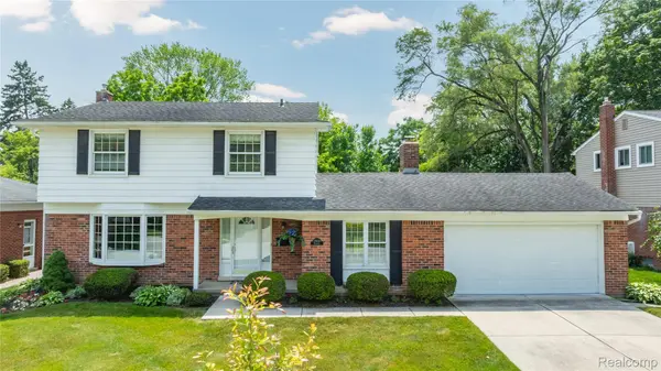 37639 Kingsbury ST, Livonia, MI 48154