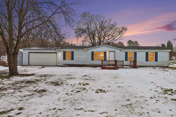 1295 W Cook RD, Mundy Township, MI 48439
