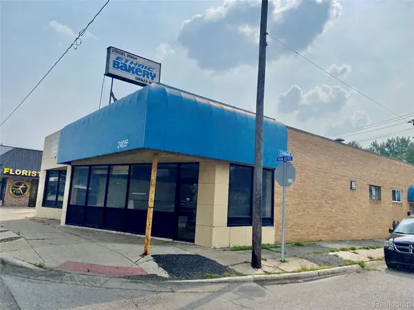 24055 Van Dyke AVE,  Center Line,  MI 48015
