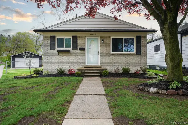 16282 EVERGREEN AVE, Eastpointe, MI 48021