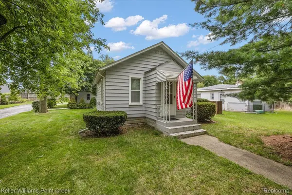 1124 Holbrook AVE, Waterford Charter Township, MI 48328