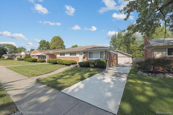 9022 Winston, Redford Charter Township, MI 48239