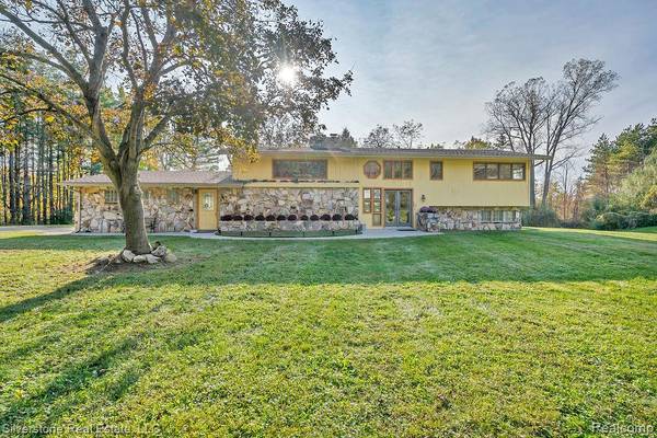 2455 Slattery RD, Arcadia Township, MI 48412