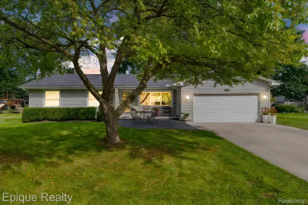 11223 Woodbridge DR, Grand Blanc, MI 48439