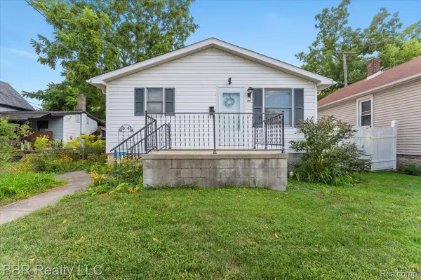 417 St. Joseph ST, Trenton, MI 48183