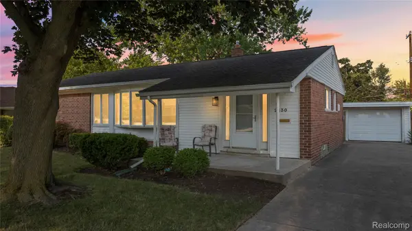 2430 Middlefield RD, Trenton, MI 48183