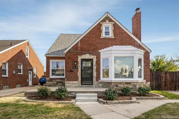15130 Sprenger AVE, Eastpointe, MI 48021