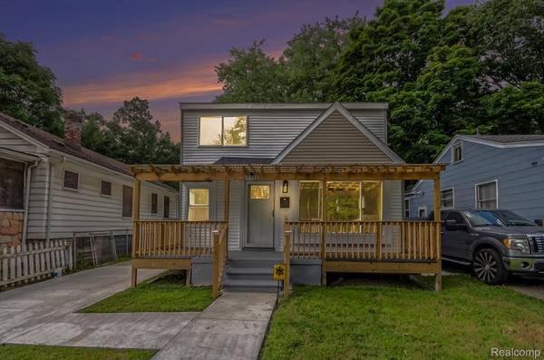 17583 Pierson ST, Detroit, MI 48219