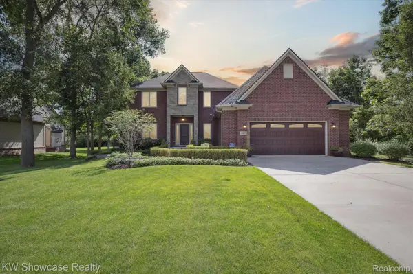 4067 Cameron CT, Milford Charter Township, MI 48381