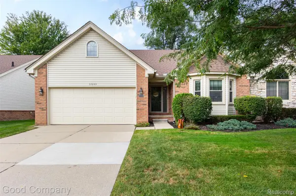 57253 Megan DR #21, Washington Township, MI 48094