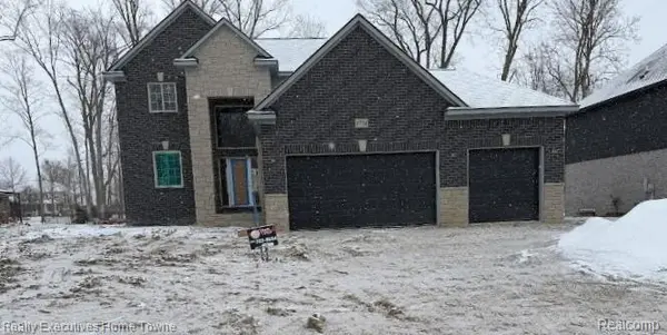 67754 Madeline ST, Richmond, MI 48062