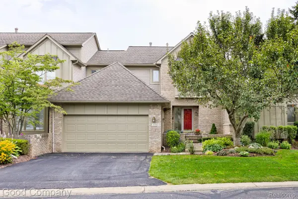 35565 Cross CRK N, Farmington Hills, MI 48331