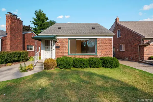 920 N Denwood ST, Dearborn, MI 48128