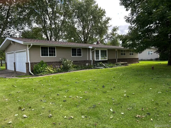1548 E Caro RD,  Almer Township,  MI 48723