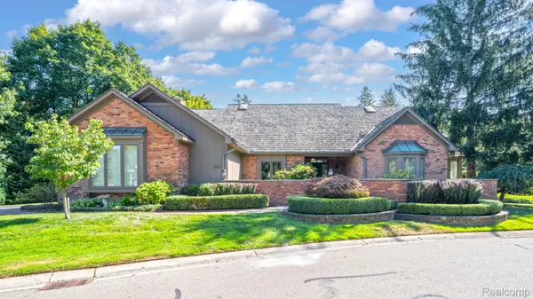 1595 S Ashford LN #5, Birmingham, MI 48009