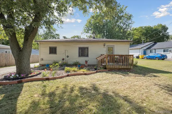7474 River Vista ST, Utica, MI 48317