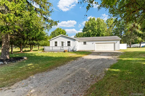 2085 Byrnes DR, Clio, MI 48420