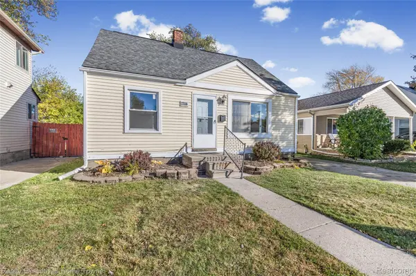 27336 Ridgewood ST, Roseville, MI 48066